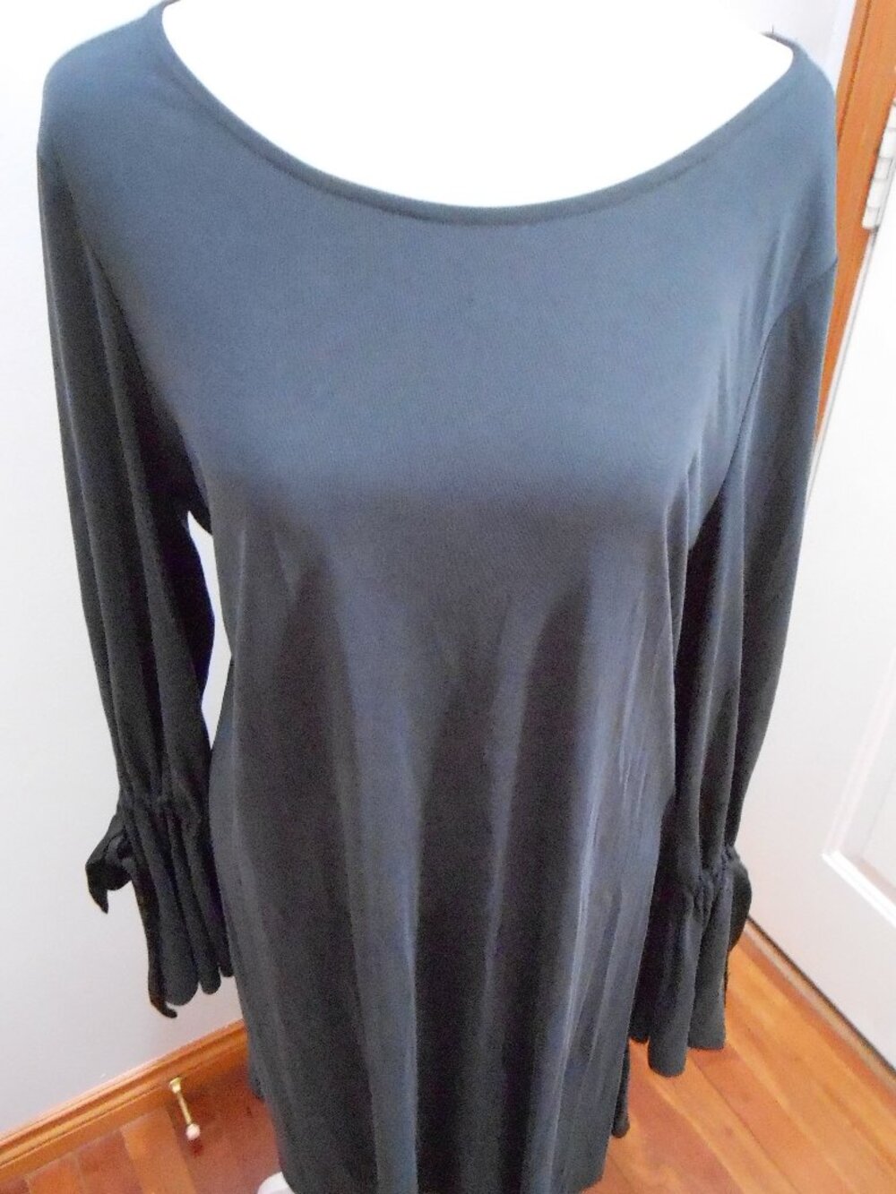 Cupio Women's Black Mini Dress Scoop Neck Bell Sleeves with Ties Size-XL-CUTE!